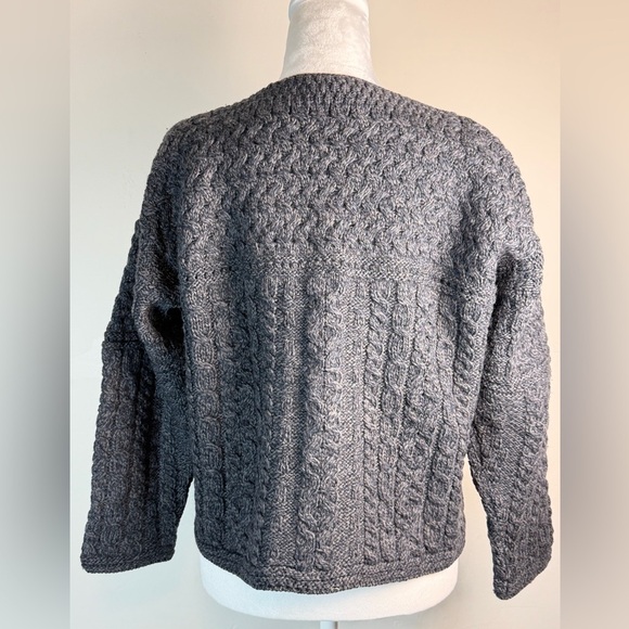 Celtic Clothing 100% Merino Wool Cable Knit Cardigan Made in Ireland Womens M - Picture 3 of 11